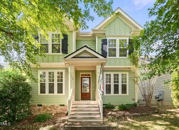 104 Amberglen Ln, Holly Springs, NC 27540