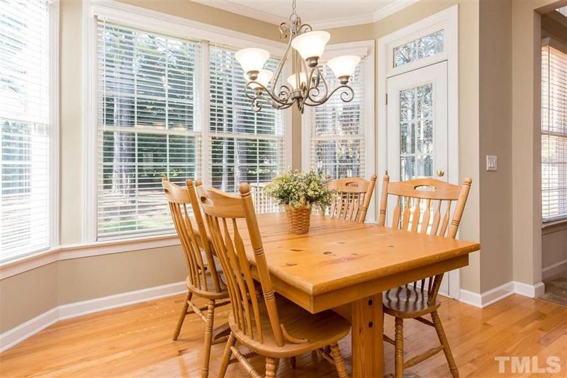 104 Ansley Walk Ln, Cary, NC 27518