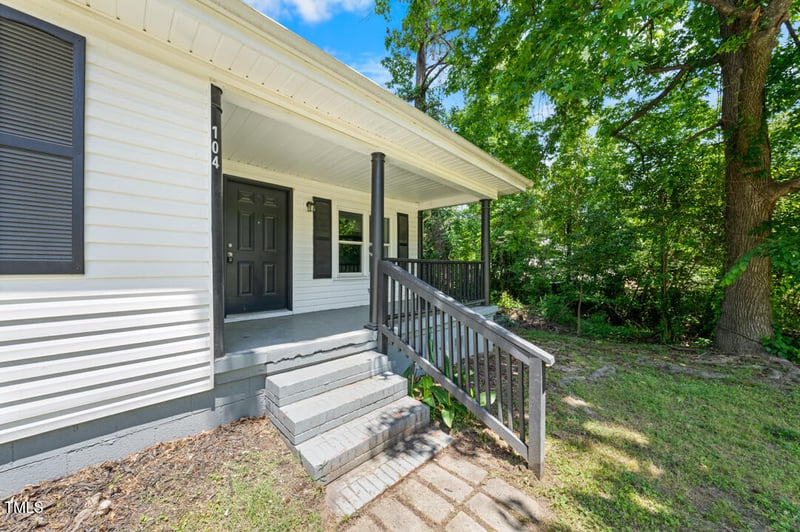 104 Archdale Dr, Durham, NC 27707