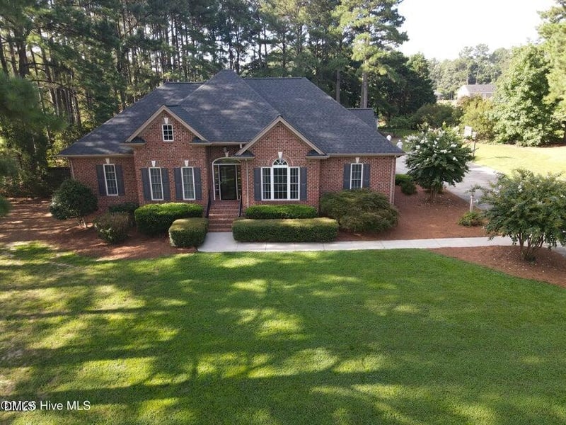 104 Arrowhead Ct, Louisburg, NC 27549