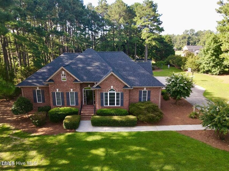 104 Arrowhead Ct, Louisburg, NC 27549