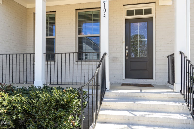 104 Bailey Park Ct, Cary, NC 27513