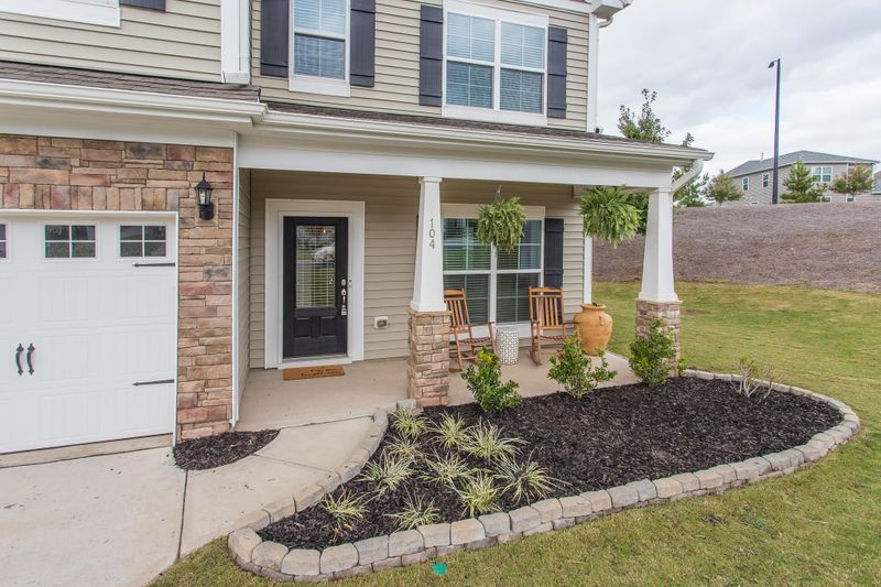 104 Barden Hills Dr, Durham, NC 27703