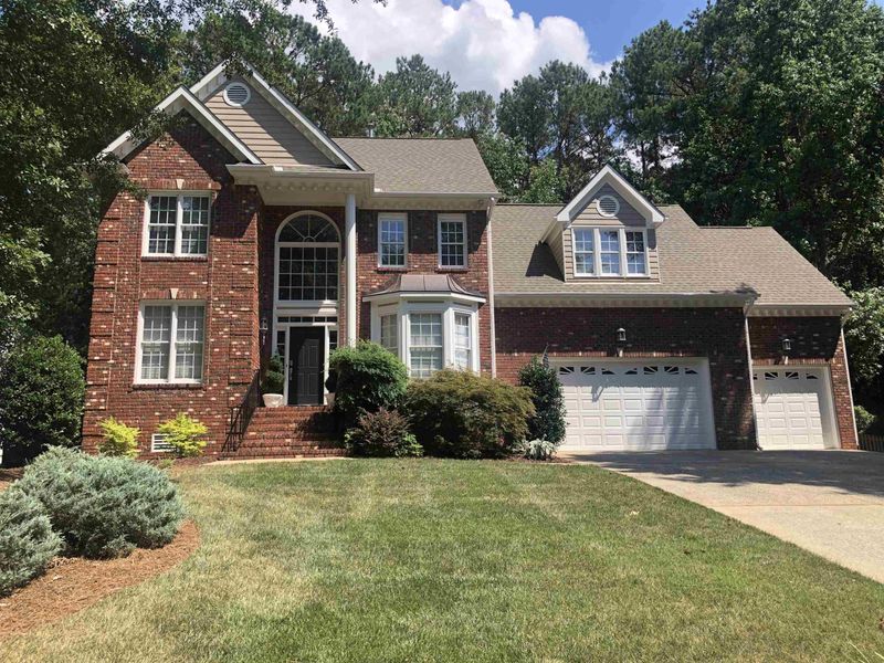 104 Barnbridge Ct, Cary, NC 27519
