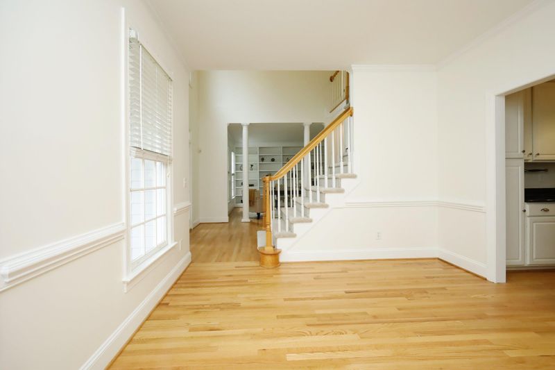 104 Bayview Dr, Chapel Hill, NC 27516