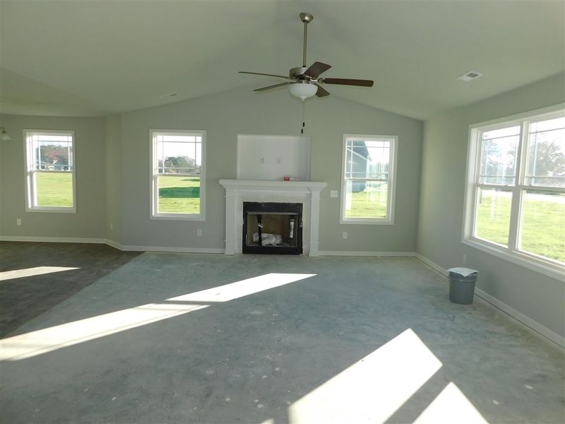 104 Beaver Tavern Dr, Benson, NC 27504