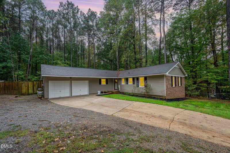 104 Belcross Ct, Garner, NC 27529