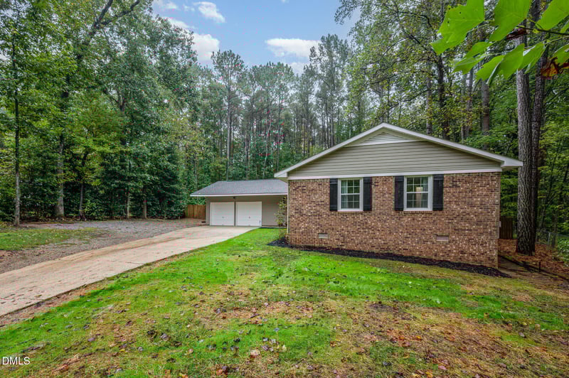 104 Belcross Ct, Garner, NC 27529