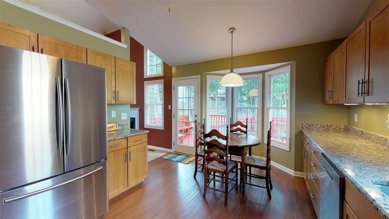104 Bell Arthur Dr, Cary, NC 27519