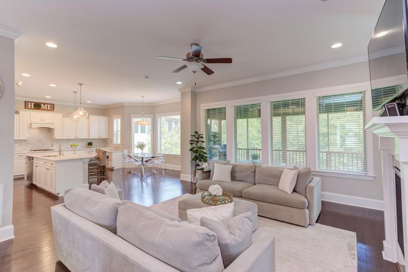104 Bella Rose Dr, Chapel Hill, NC 27517