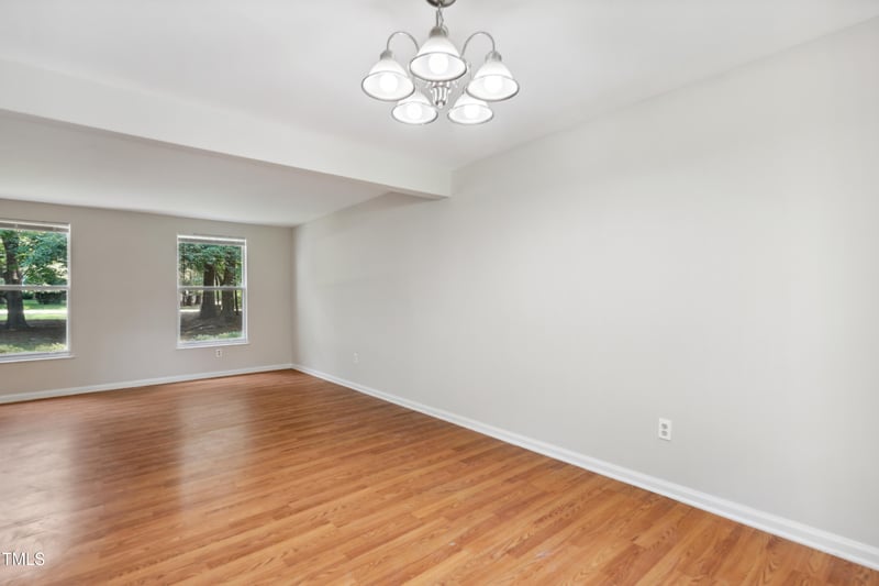 104 Benedict Ln, Raleigh, NC 27614