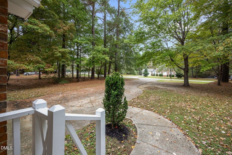 104 Benedict Ln, Raleigh, NC 27614