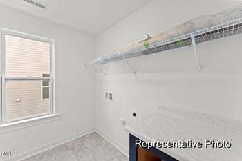 104 Benson Village Dr #32, Benson, NC 27504