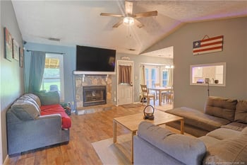 104 Blue Jay Ct, Fayetteville, NC 28306