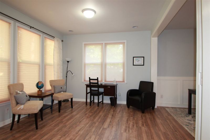 104 Branchway Rd, Cary, NC 27519