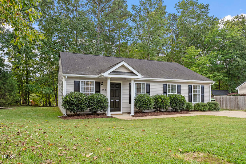 104 Braxberry Way, Holly Springs, NC 27540