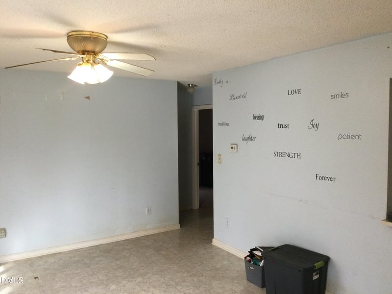 104 Brown St, Mebane, NC 27302