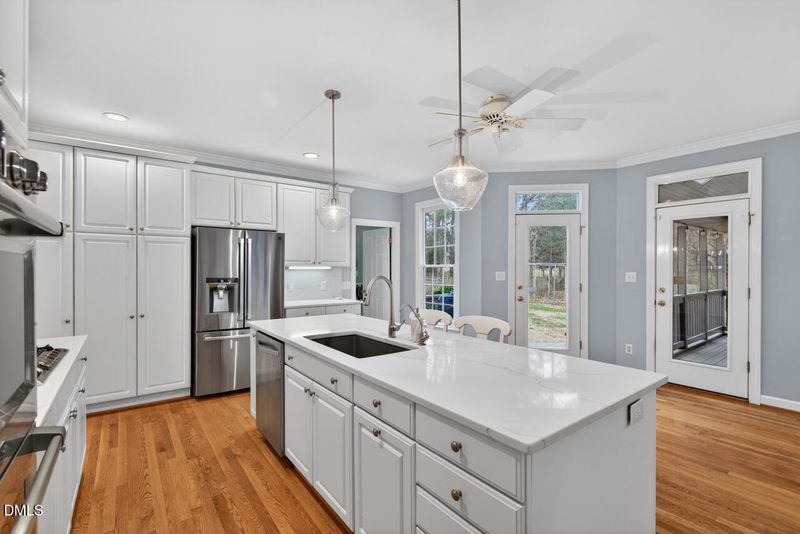 104 Buckeye Ln, Chapel Hill, NC 27516
