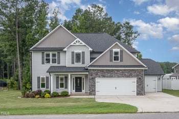 104 Buckhaven Ct, Holly Springs, NC 27540