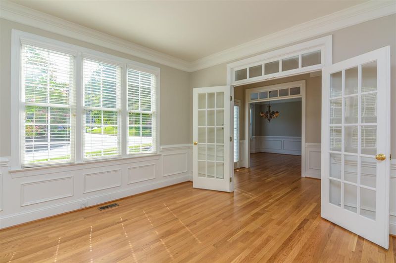 104 Burgwin Wright Way, Cary, NC 27519
