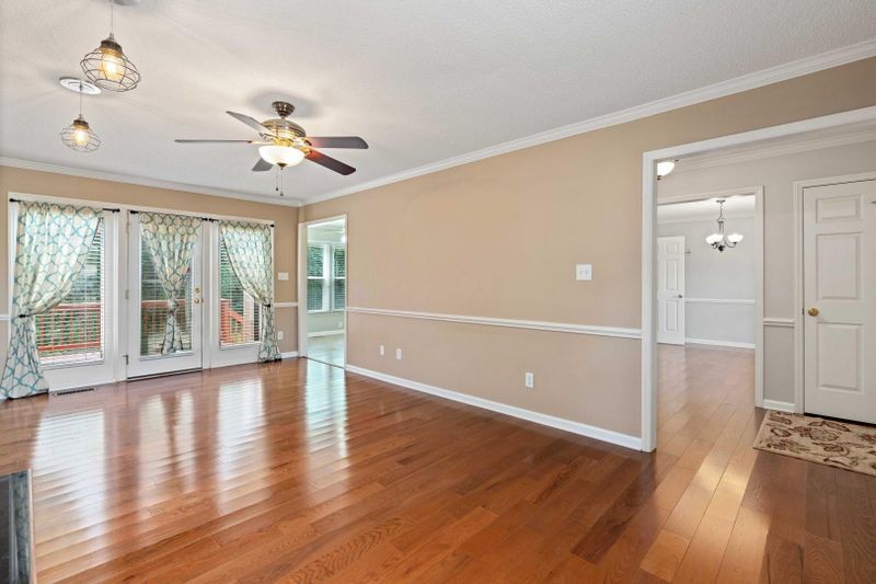 104 Buttercup Ct, Garner, NC 27529