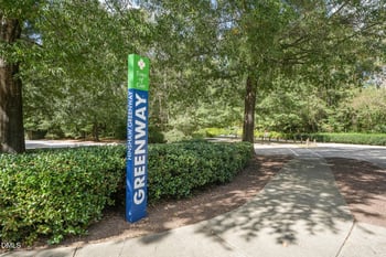 104 Catherwood Pl, Cary, NC 27518