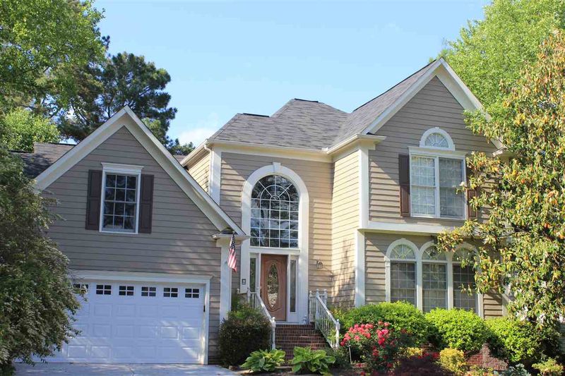 104 Cedarpost Dr, Cary, NC 27513
