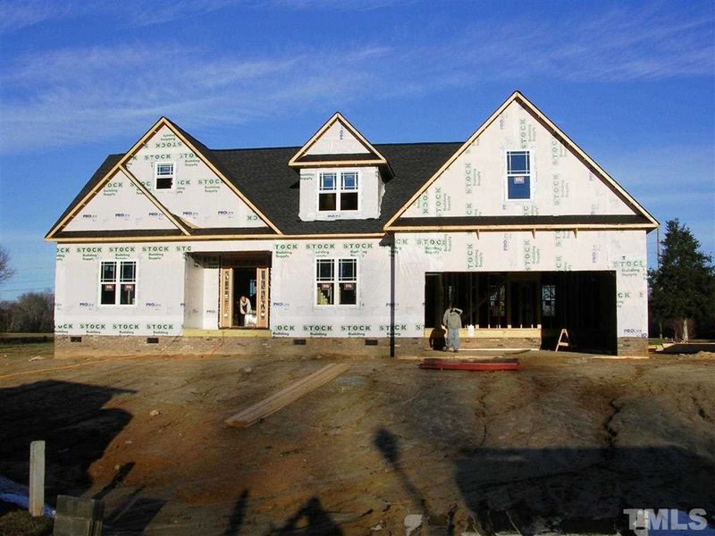 104 Chesney Ct #8, Clayton, NC 27527