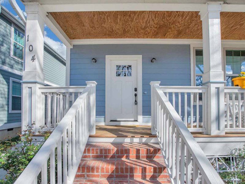 104 Chestnut St, Durham, NC 27707