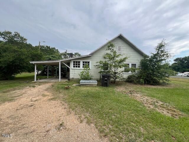 104 Chic Ennis Rd, Coats, NC 27521