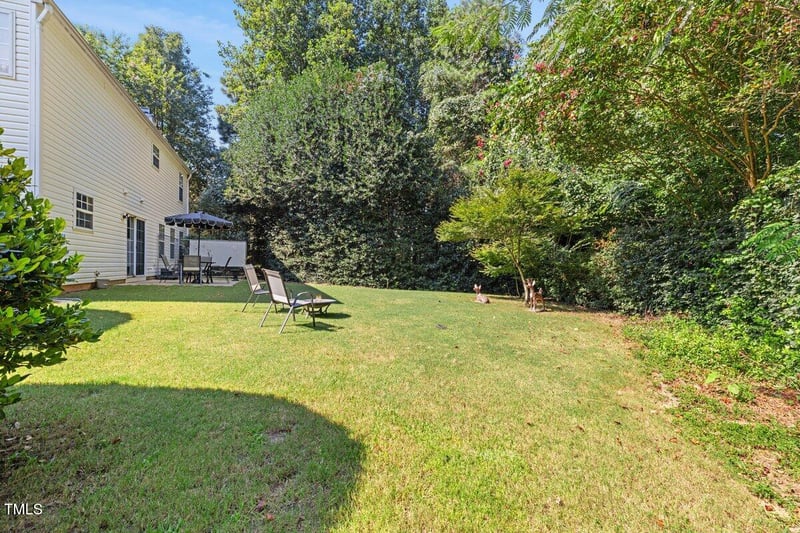 104 Chilmark Dr, Holly Springs, NC 27540