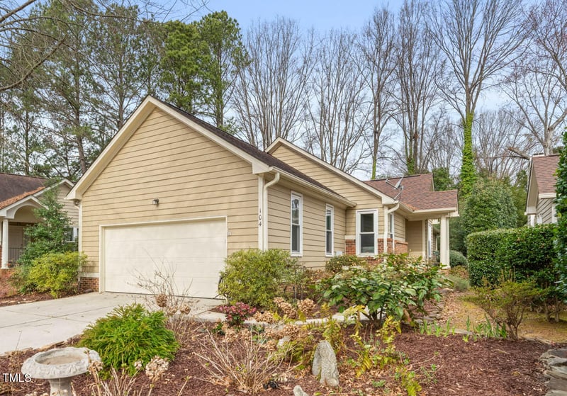 104 Chris Ct, Cary, NC 27511