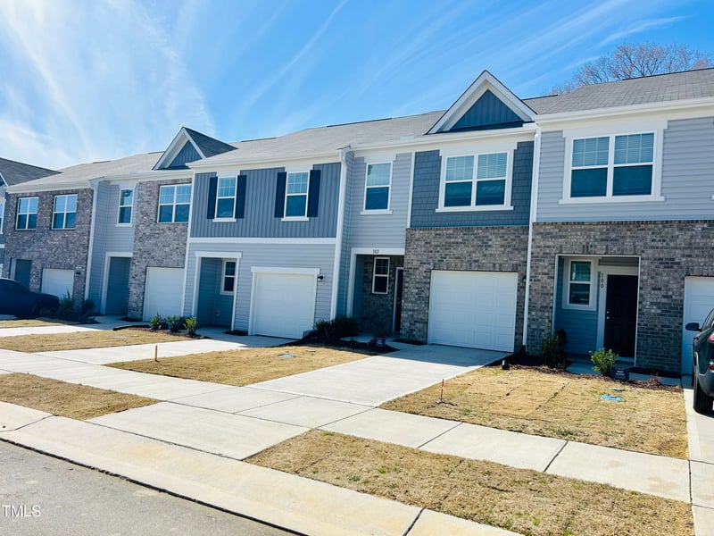 104 Chubb Rg, Clayton, NC 27520