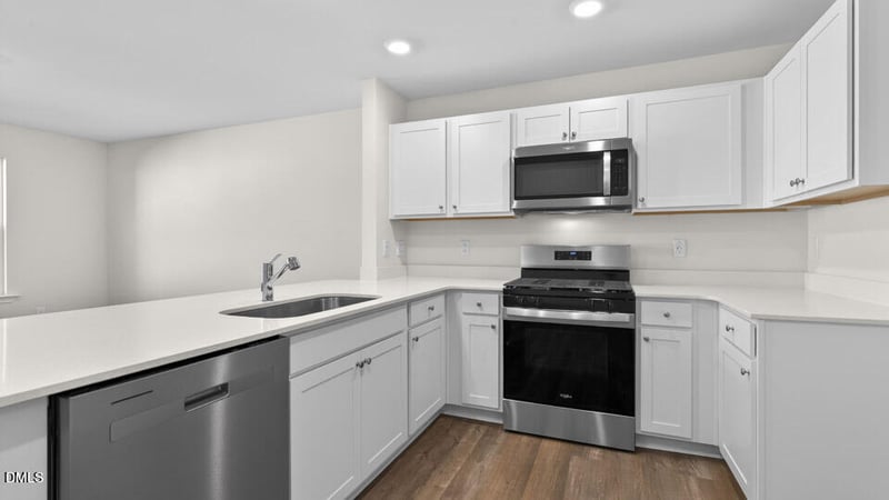 104 Clementine St, Sanford, NC 27332