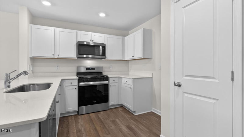 104 Clementine St, Sanford, NC 27332