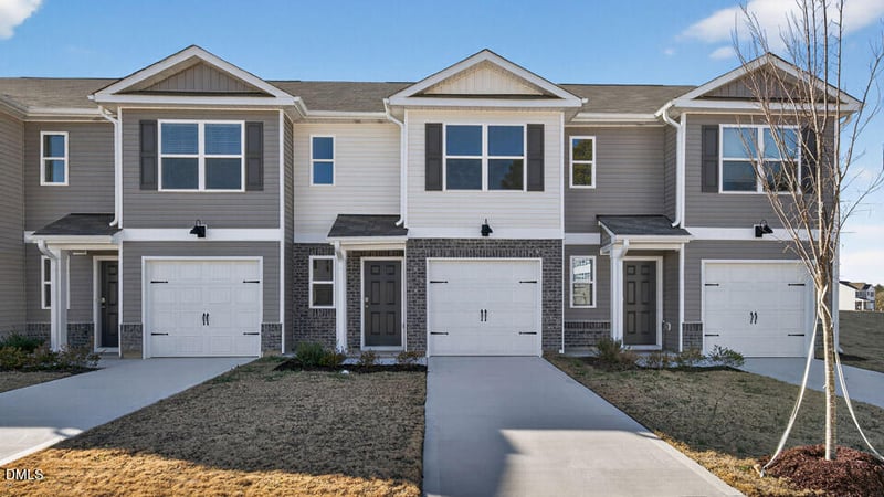 104 Clementine St, Sanford, NC 27332