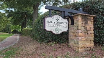 104 Cliffdale Rd, Holly Springs, NC 27540