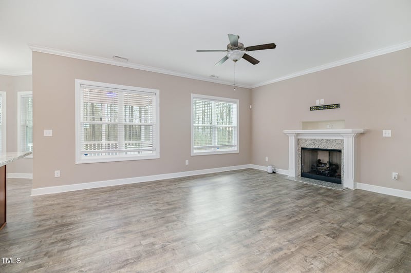 104 Coats Ridge Dr, Benson, NC 27504