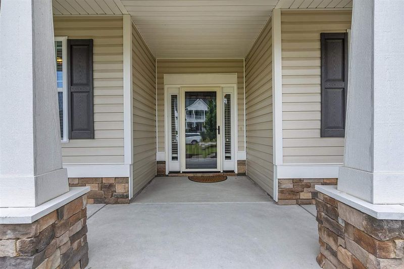 104 Colson Dr, Garner, NC 27529