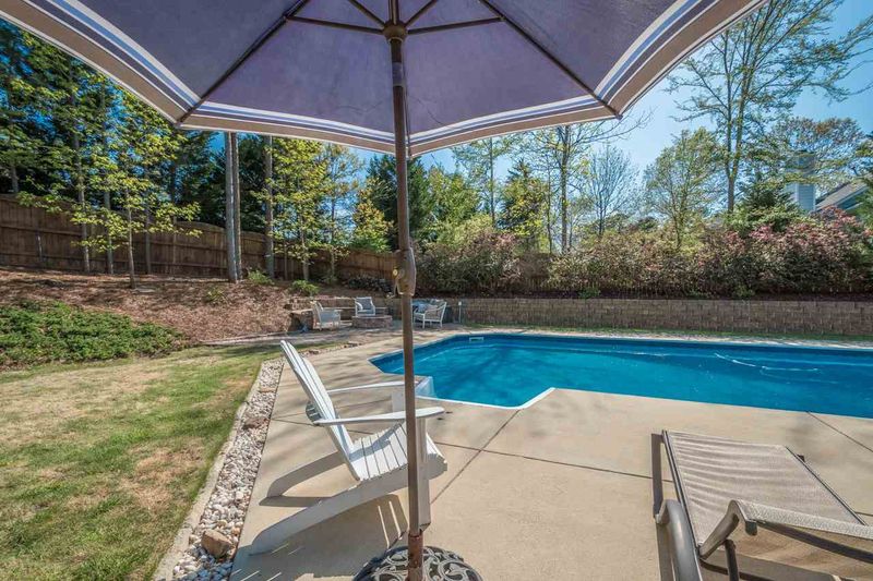 104 Conway Ct, Cary, NC 27513