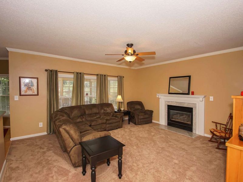 104 Corral Ct, Cary, NC 27513