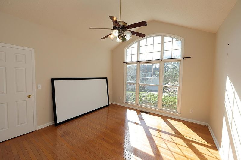 104 Crane Meadow Pl, Chapel Hill, NC 27514