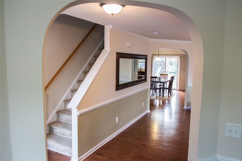 104 Crawley Ct, Mebane, NC 27302