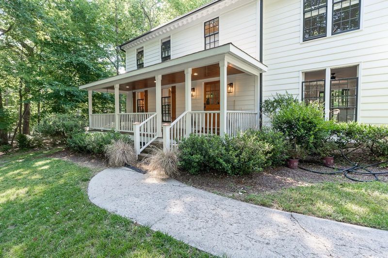 104 Cromwell Ct, Raleigh, NC 27614