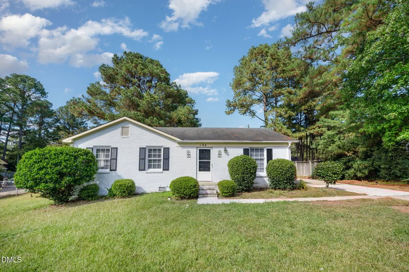 104 Deblyn Ct, Durham, NC 27713