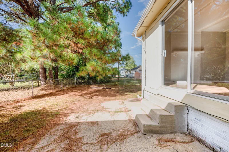 104 Deblyn Ct, Durham, NC 27713