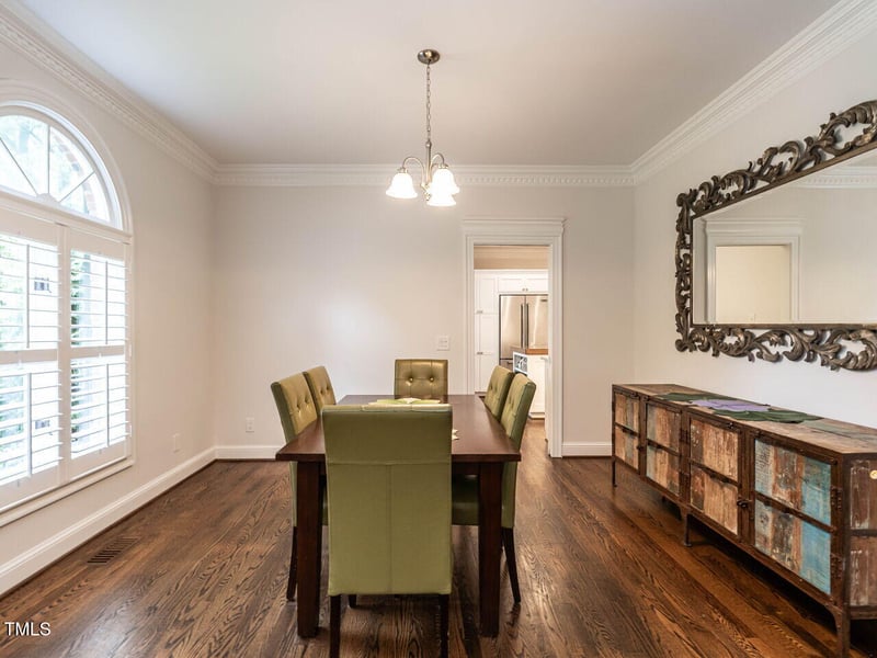 104 Deer Park Ln, Cary, NC 27518