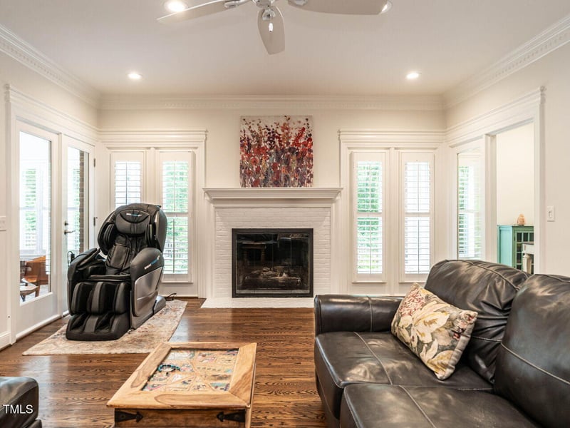 104 Deer Park Ln, Cary, NC 27518