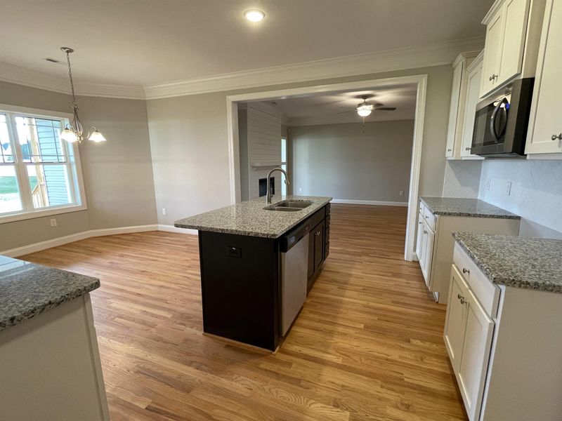 104 Devilwood Dr, Four Oaks, NC 27524