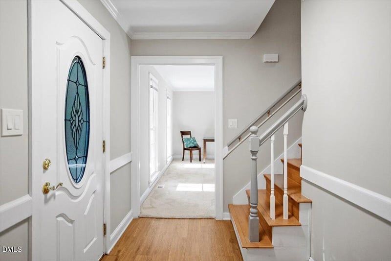 104 Eagle Ct, Cary, NC 27511